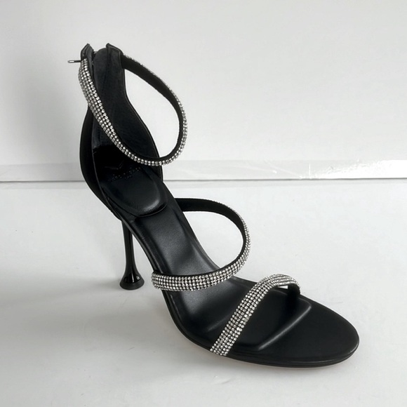 MARC FISHER $160 Women’s Carita Ankle Jeweled Strap Heeled Sandals Size 8.5 NEW - Picture 4 of 7